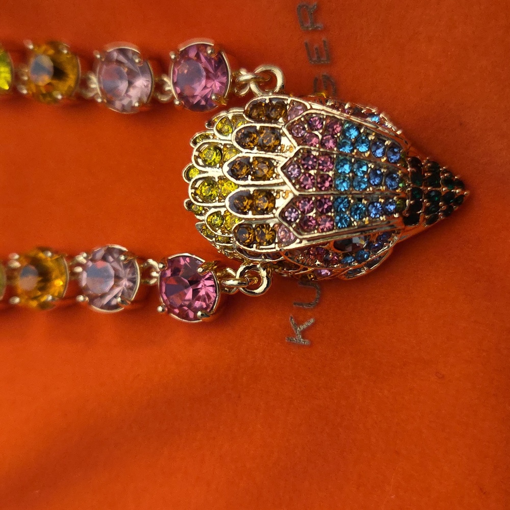 NWT Kurt Geiger Vibrant Jewel-Toned Multi Color Eagle Necklace - Picture 2 of 4